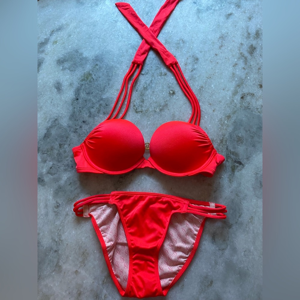 New Victoria Secret Bombshell swim suit